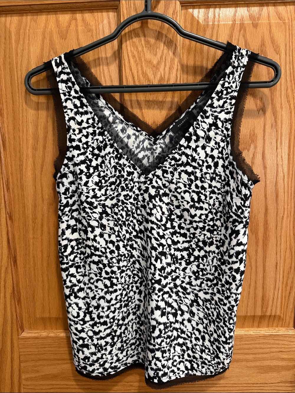 Halogen Black & White Printed V-Neck Camisole